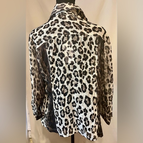 Chico's Animal Print Zipper Jacket in Black and Cream NWT - Picture 5 of 7